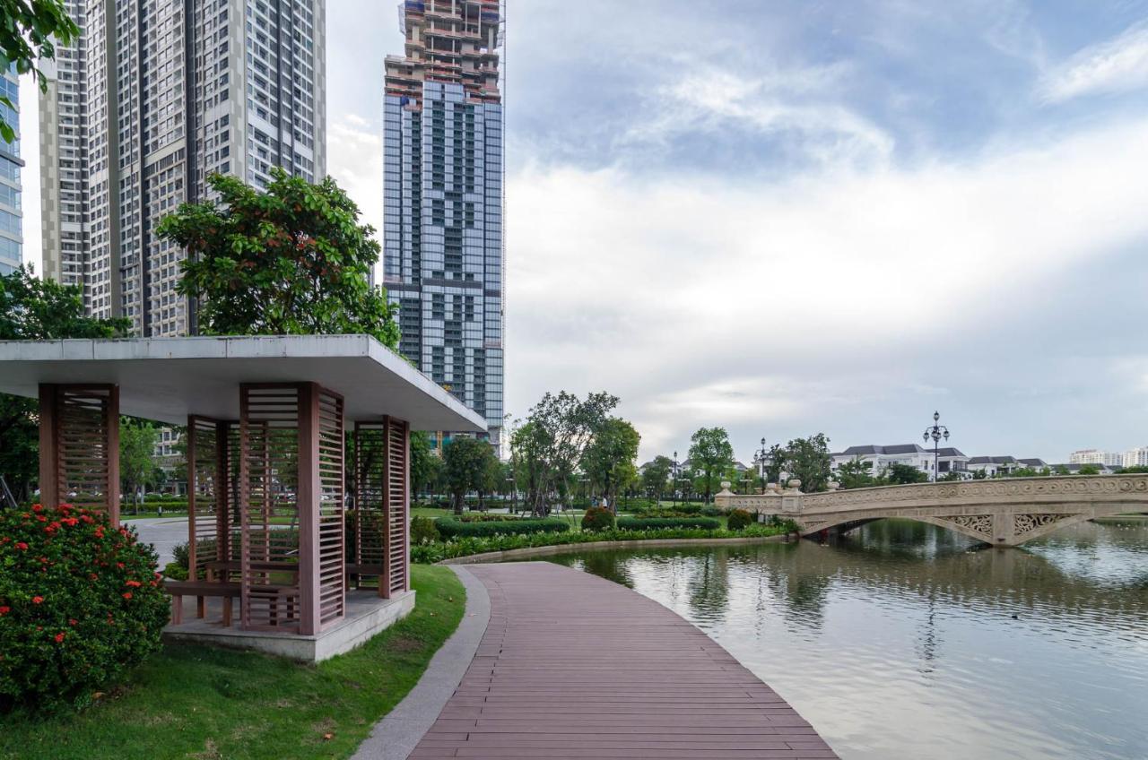 Landmark 81 - Unique Condotel Хошимин Экстерьер фото